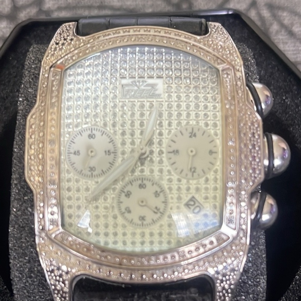 Freeze Men’s Bulky Diamond Face Watch